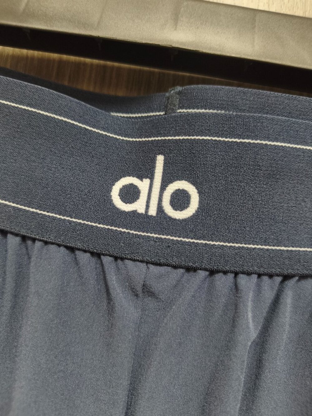 NWT Alo Yoga Suit Up Trouser πΏ Navy Blue Regular 30" Inseam π§ - Picture 7 of 8
